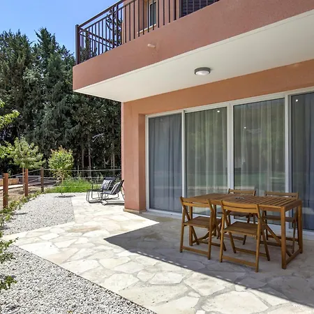 Aphrodite Gardens Modern Villas By Vichy Holidays Paphos Exterior photo