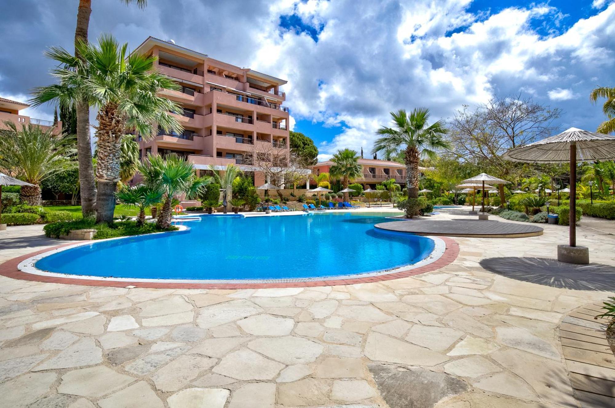 Aphrodite Gardens Modern By Vichy Holidays * Pafos